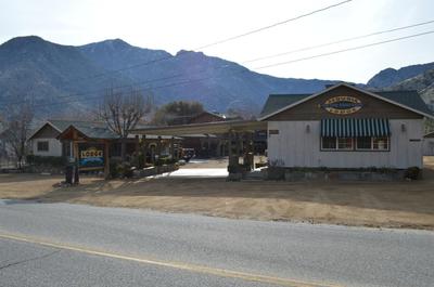 Sequoia Lodge, Photo 2