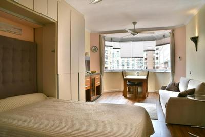 Seafront luxury studio in Las Palmeras hotel