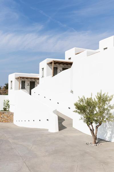 Chora Kythnos Suites adults only