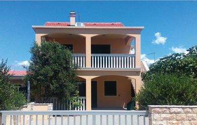 Apartman Dora