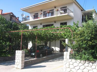 VUCKO 6 Apartment with terrace