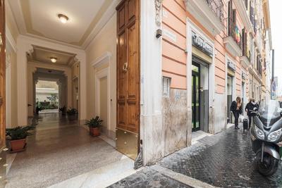 Vittorio Emmanuele & Colosseo Studio