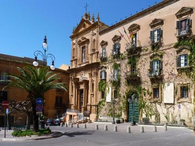 Una Scala Dal Centro