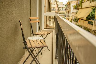 Neighborly Nest - Apartment in the heart of Athens