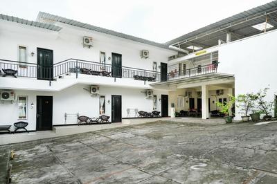 Hotel O Pondok Helomi