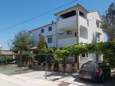 Casa Nostra II - Sunny Holiday Stay Near the Beach