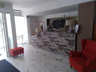 Hotel ASTORIA- Saint Etienne-Centre des Congrès-