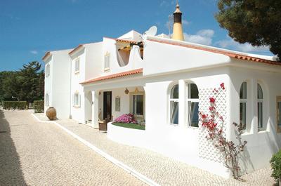 Casa Bela Moura, Boutique Hotel & Wine