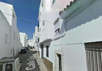 Estudio en el centro de Conil