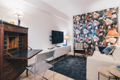 Urruti Apartment by People Rentals