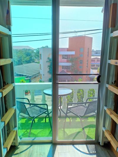 Stay In Hostel