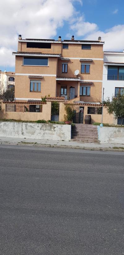 Monolocale indipendente con giardino