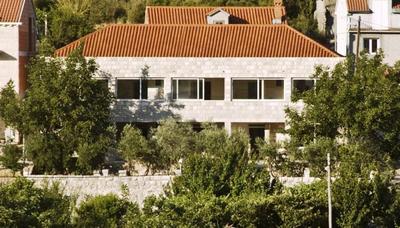 Country House Pansion