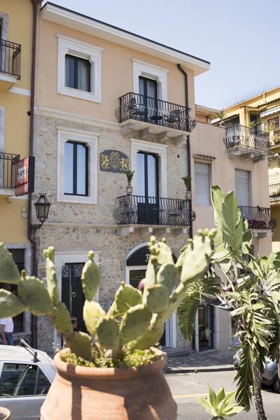 I Due Grifoni Apartments
