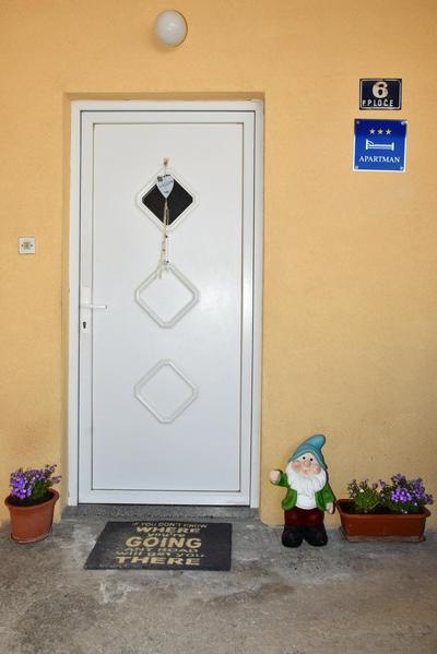 Apartman Nina