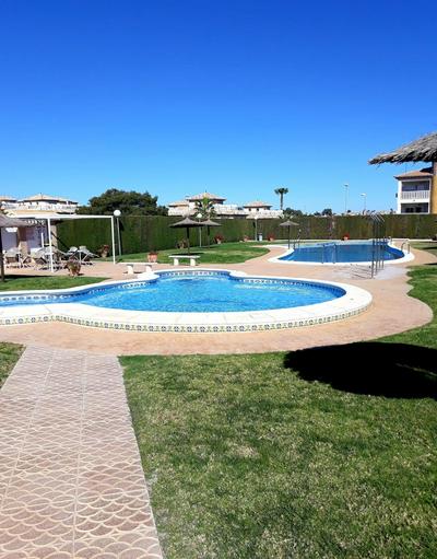 Fabulous detached large villa 5 bedrooms 3 bathrooms backing onto Villamartin Golf Course