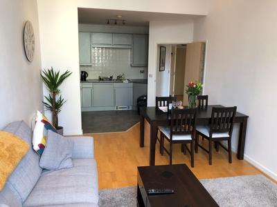 Stylish City Centre Apartment