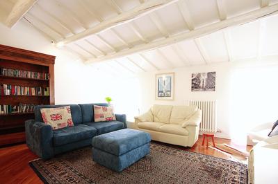Bianco Apartment