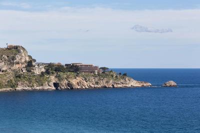 Panoramic Taormina Bay View