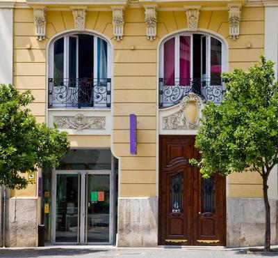 Purple Nest Hostel