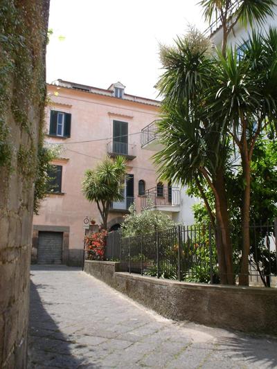 Casa De Angelis Orange & Blue