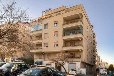 Many Days Apartments