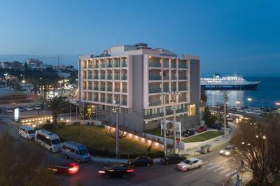 Hotel Avra by Smile hotels - Free Airport Shuttle