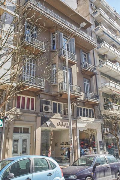 Bright Bright A Central Apartment With Balcony