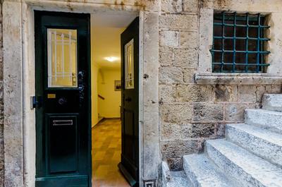 Old Town Top Spot Apartments