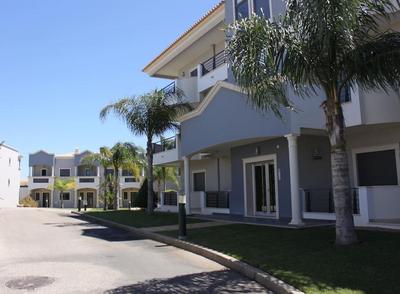 Quinta do Pinheiro Residence