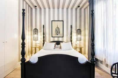 Central Deluxe Apartments