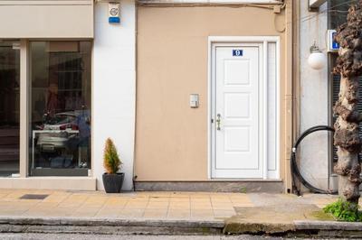 Deco city center apartment