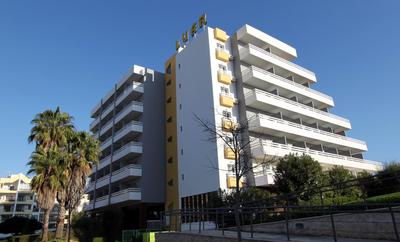 Hotel Luar