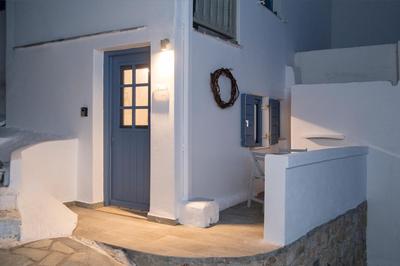 ANEMA2 Studio in the Heart of Naousa