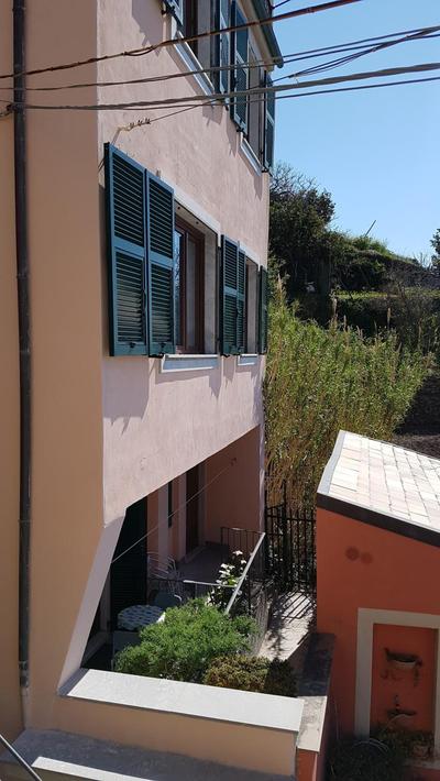 "Sunset Garden" apartment