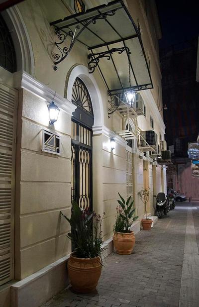 Four Streets Athens - Luxury Suites Apartments in Athens