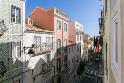 Suites Amália Guesthouse near Rossio Square