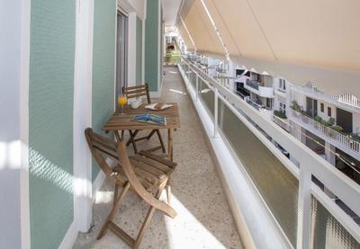 Roomy and comfortable apartment near Acropolis by GHH