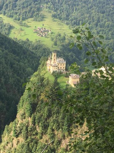 Castle Stay - A Magic Retreat