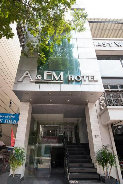 A&EM - The Petit Hotel