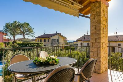 Carlotta's House Lake