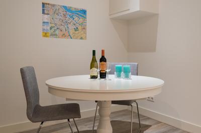 NEW! Modern Gallery Nassau Canal Suite
