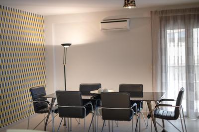 Spacious Fully Equipped 3BD 2Bath Apt in the heart of city with Balconies AC and fast WIFI #2