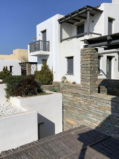 Aqua Blue, only 100 meters from the beach of Gialiskari
