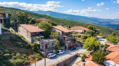 Stonehouse 2 Bedroom Chalet on Olympus Amazing View