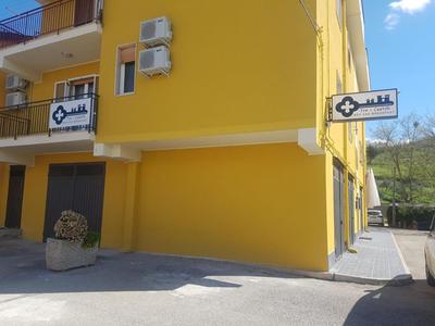 Tra I Castelli