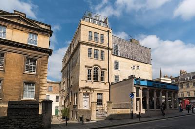 Hiding Space - Trim Street Apartments