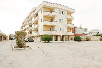 GuestHost - Bari Airport Seaview Apartment