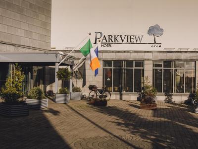 The Parkview Hotel