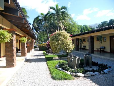 Hotel Las Espuelas, Bar & Restaurant